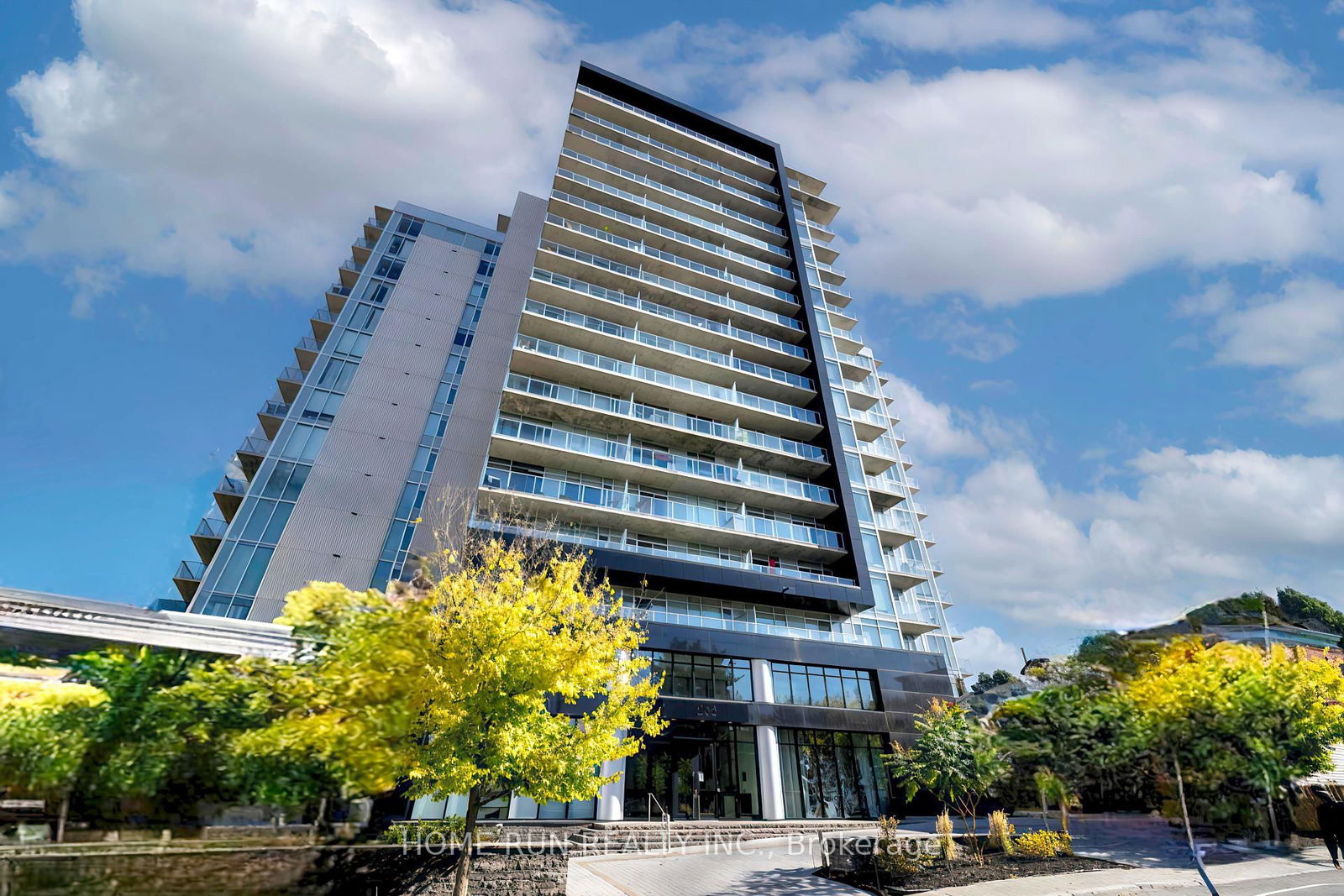 Condo for sale at 1004-255 BAY Street, Ottawa, Ottawa Centre, K1R 0C5 - MLS: X12016330