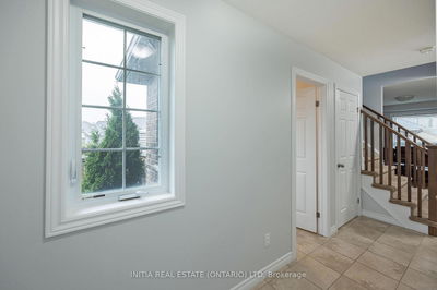 2711 Foxbend Link, London - North S image-0-3