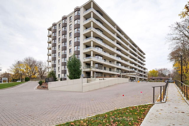 502 - 1180 Commissioners Road
