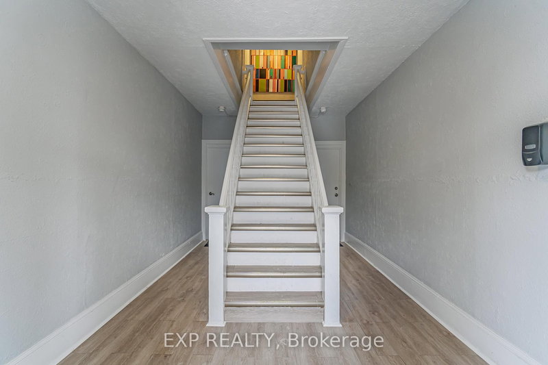 52 St Andrew St, Ottawa, K1N 5E9 | Image 2