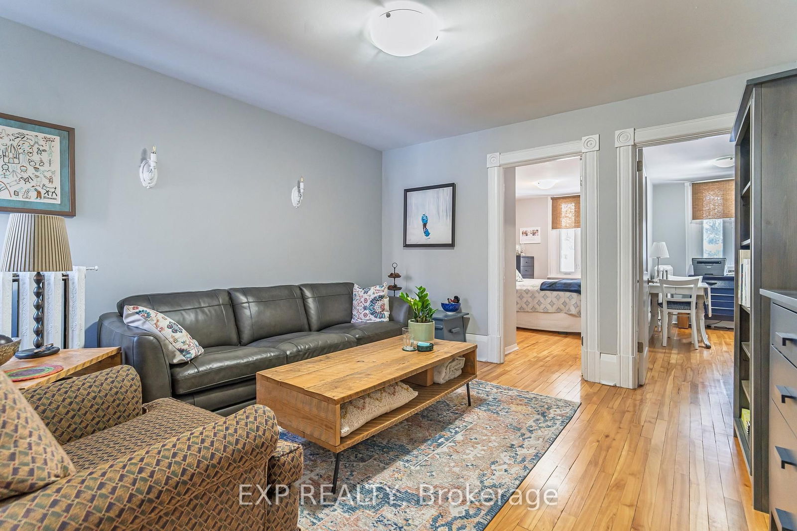 Semi-Detached House sold at 52 St Andrew Street, Ottawa, Lower Town/Byward Market, K1N 5E9 - MLS: X12016660