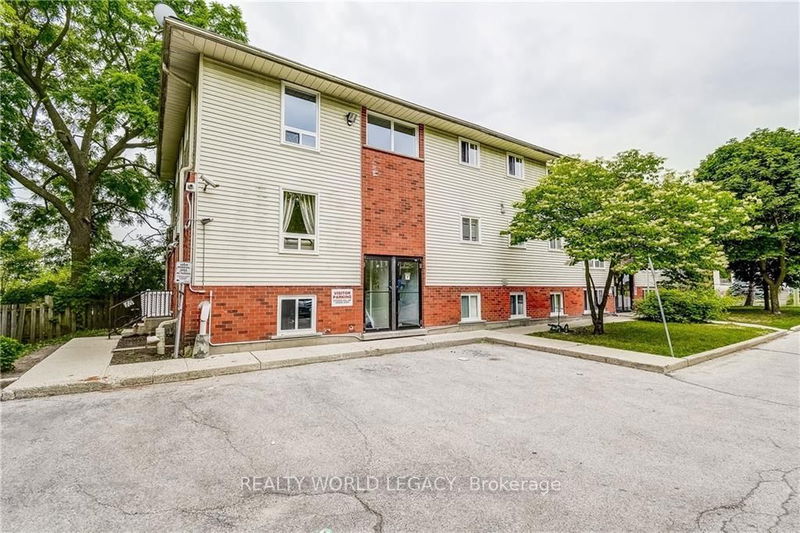 home for lease on 8-119 Cedar Street S
