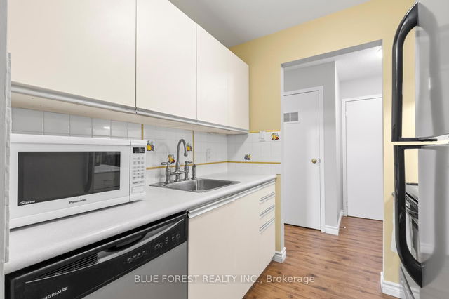 72 - 136 Conway Drive