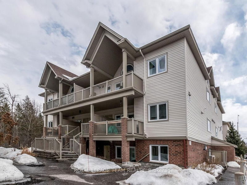 Unit B — 1113 Stittsville Main St, Stittsville - Stittsville (North) image-0-0