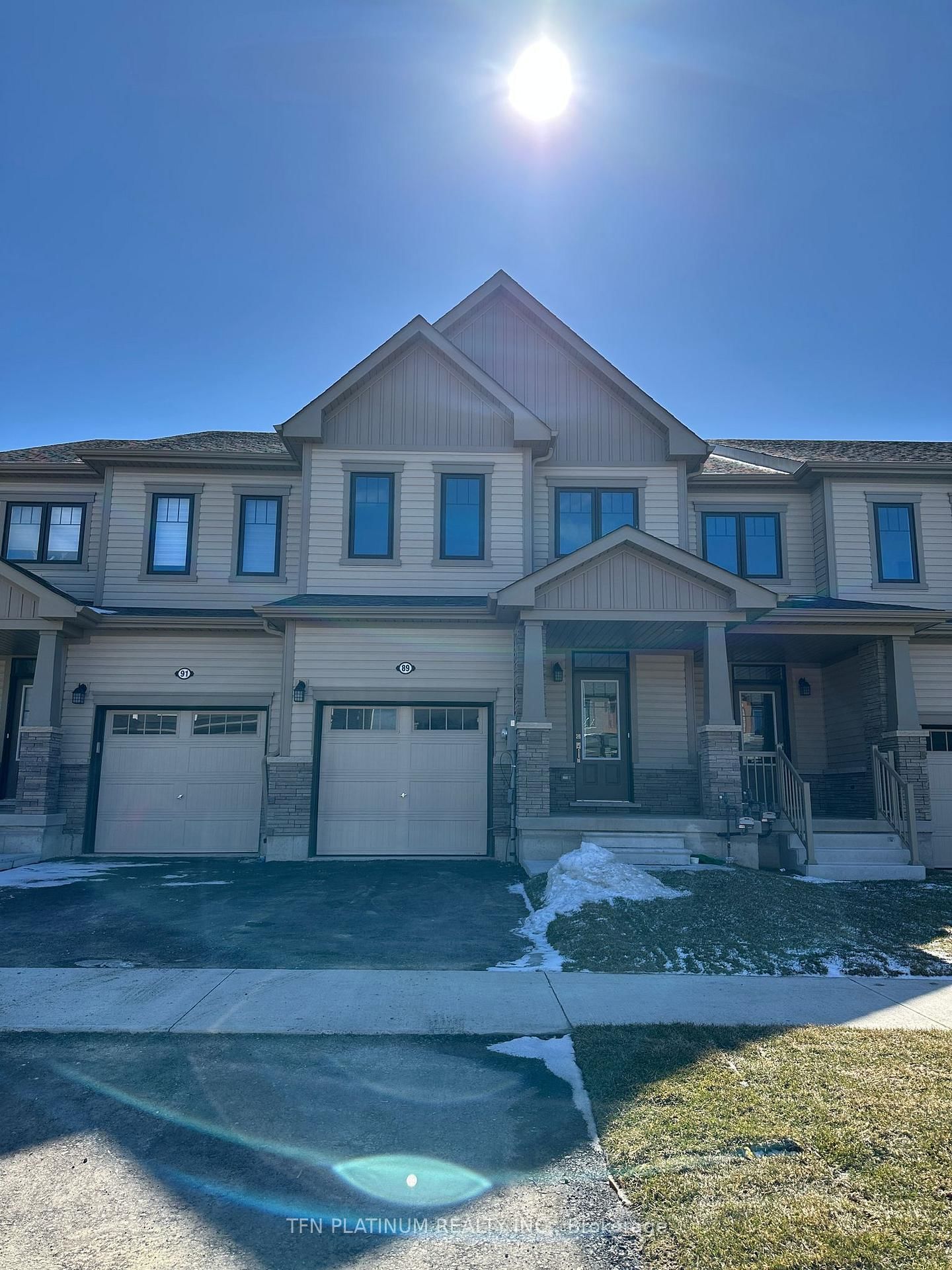 Townhouse for lease at 89 Selection Heights, Thorold, L2V 0N7 - MLS: X12016859