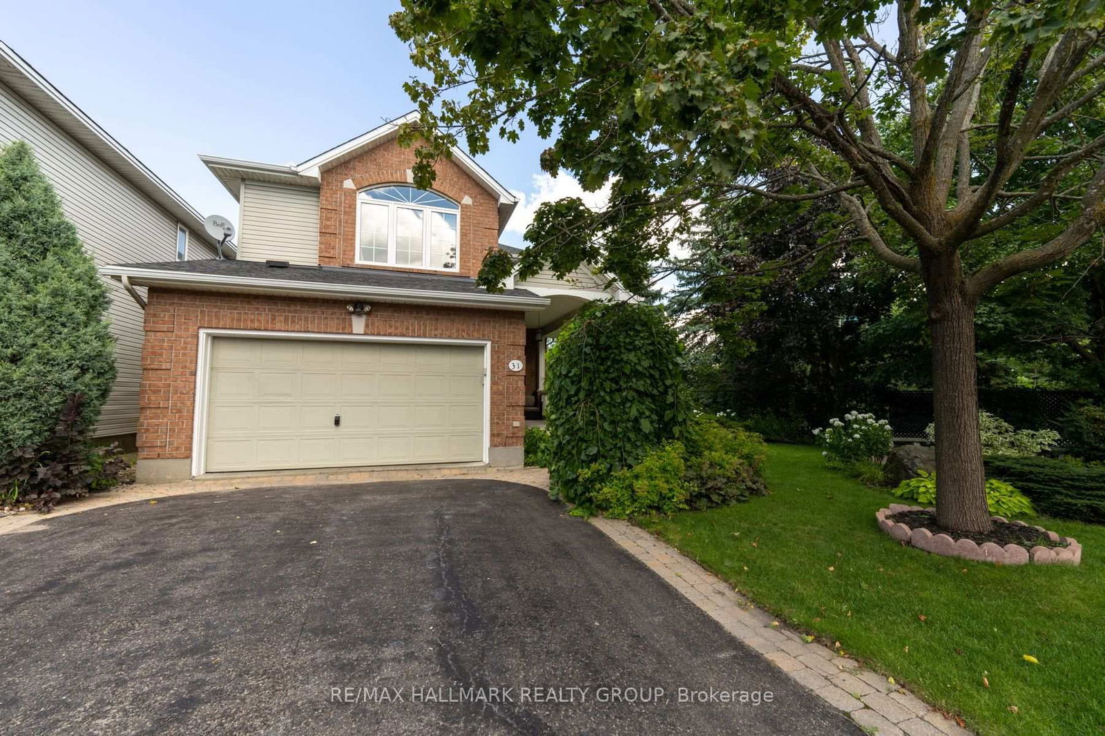 Building at 31 Bishops Mills Way, Ottawa, Kanata - Beaverbrook