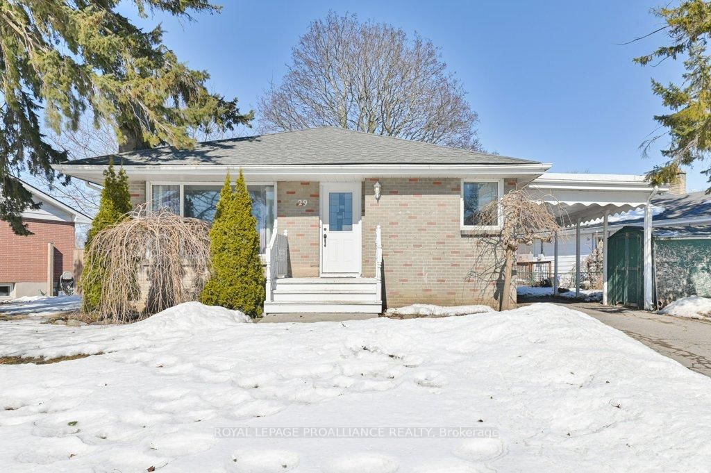 Detached House sold at 29 SECOND Avenue, Quinte West, K8V 5M5 - MLS: X12016997