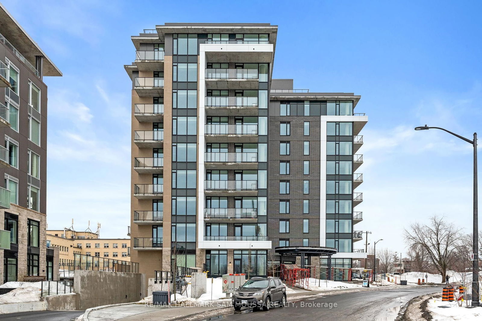 Condo for lease at 207-360 Deschatelets Avenue, Ottawa, Ottawa East, K1S 5Y1 - MLS: X12017107