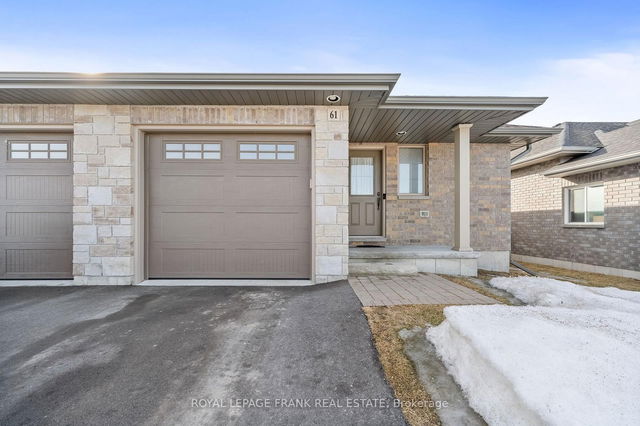 61 MCINTOSH Crescent