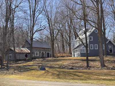 6387 Third Line Rd, North Gower - North Gower