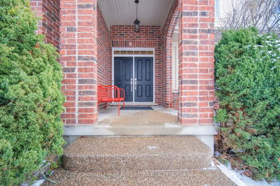 220 Edgewater Cres, Kitchener -  image-0-3