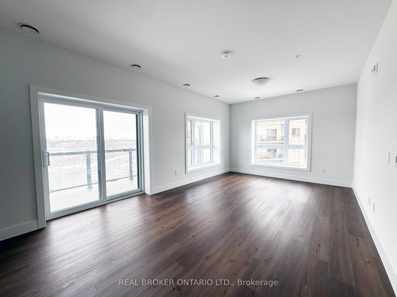 405 - 1000 Lackner Pl, Kitchener, N2A 0L9 | Image 2