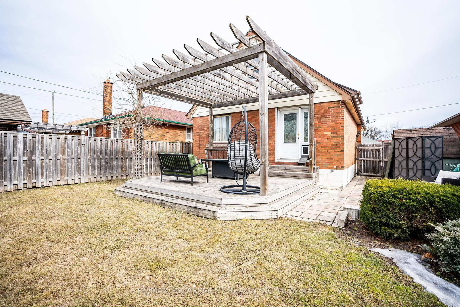 Listing Image 27