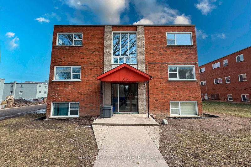 home for lease on 3-100 King Edward Avenue