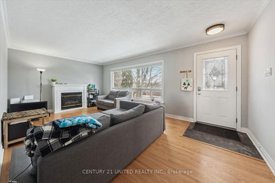 75 Alexander Ave, Peterborough West - 2 North image-0-3