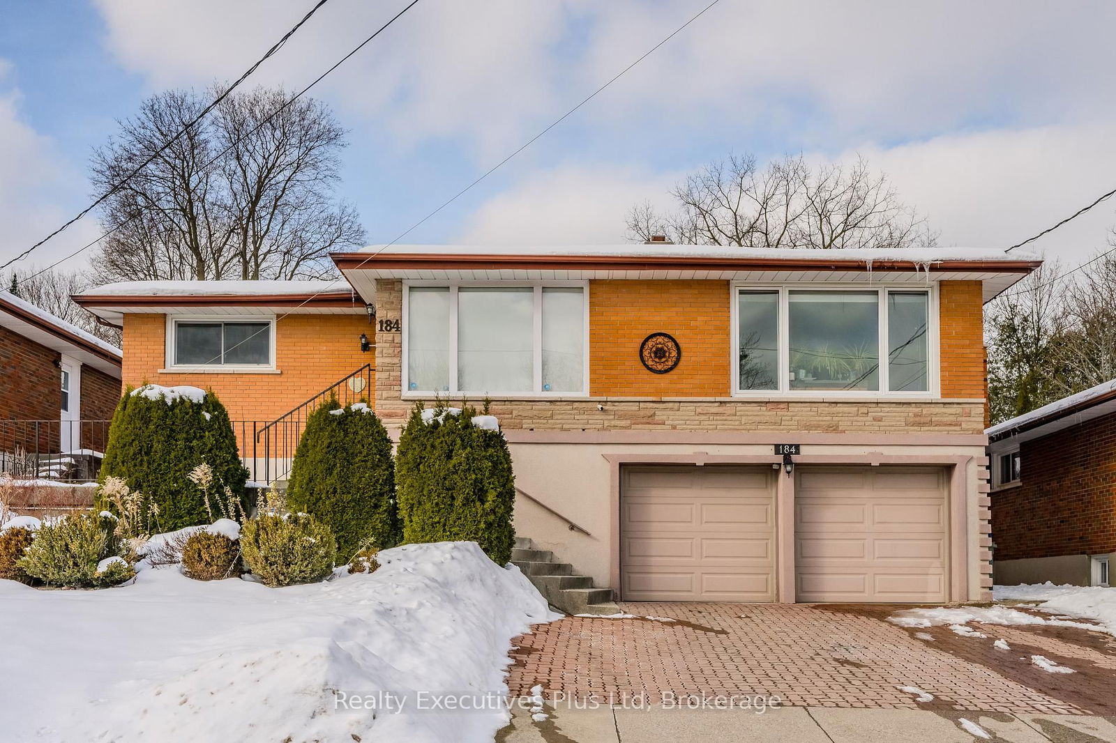 Building at 184 Grove Street, Guelph, St. George's