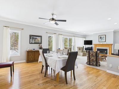 282 Huron Rd, Huron-Kinloss - Huron-Kinloss image-0-4