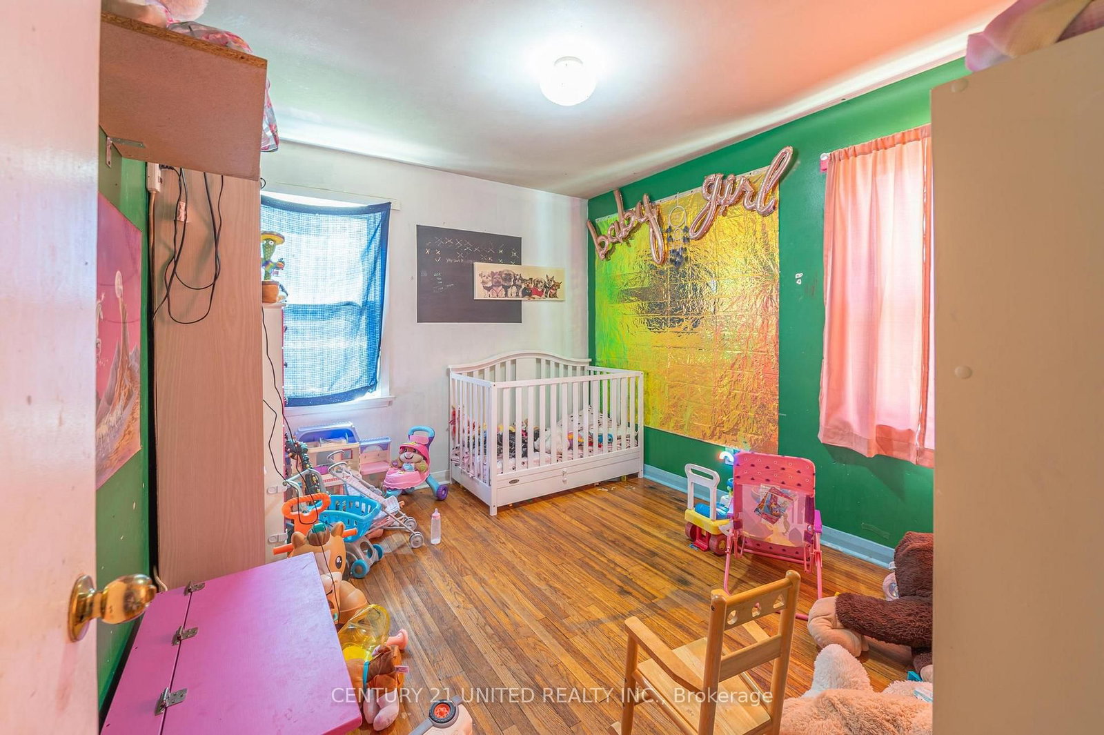 Listing Image 7