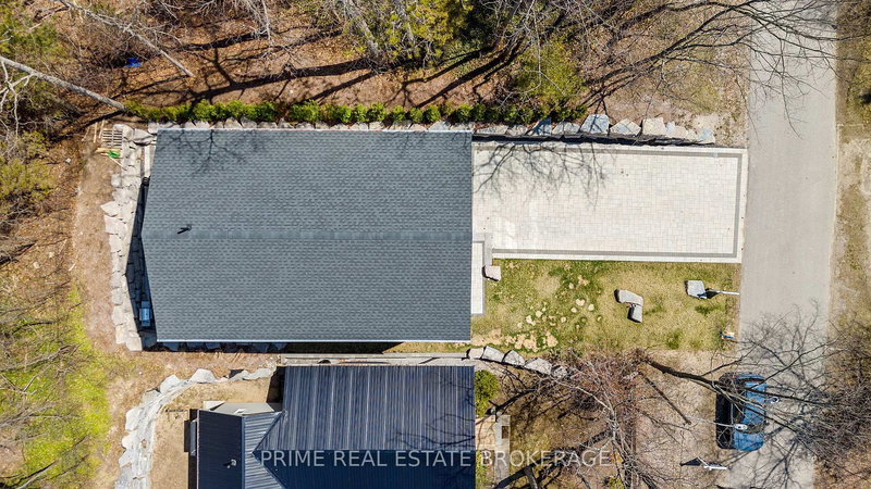 35 Walker St, Lambton Shores, N0M 1T0 | Image 3