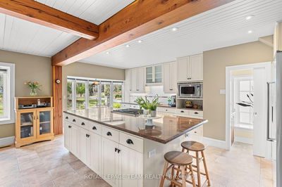 233 STRATHBURN St, Almonte - Almonte image-0-2