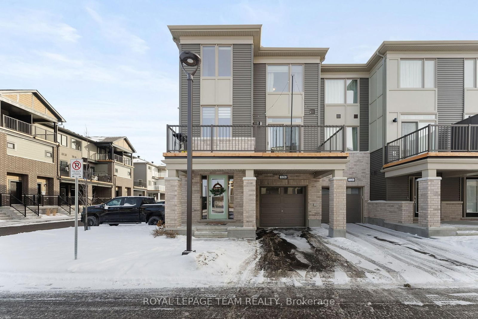 Townhouse for sale at 326 Olivenite N/A, Ottawa, Barrhaven - Heritage Park, K2J 7J4 - MLS: X12019165