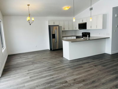 13 Bluffs View Blvd, Ashfield-Colborne-Wawanosh -  image-0-3