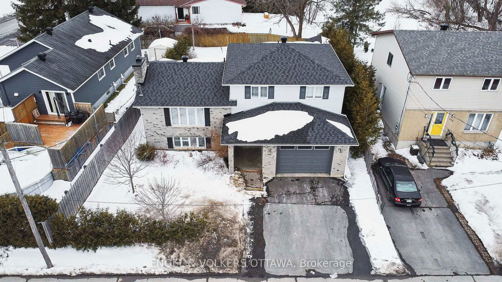 Detached House for sale at 780 Caron Street, Clarence-Rockland, Town of Rockland, K4K 1E6 - MLS: X12019401