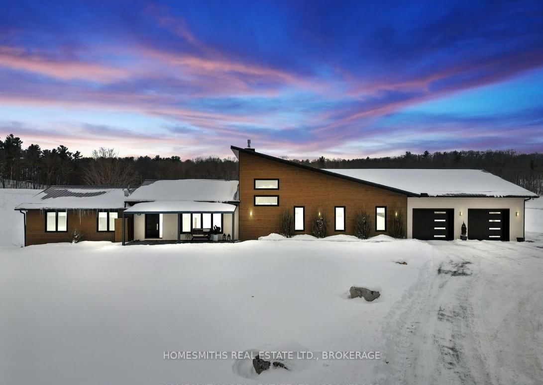 Building at 4566 Harwood Road, Hamilton Township, Rural Hamilton