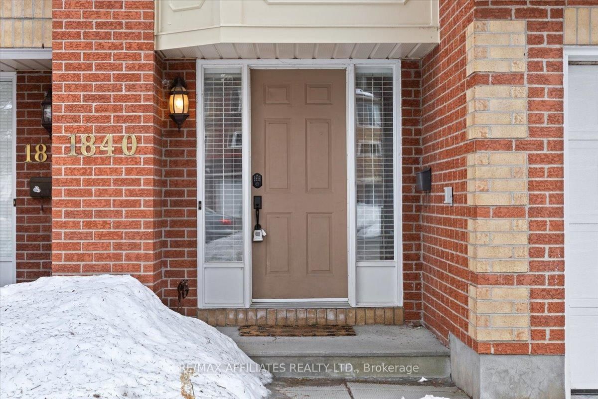 Townhouse for sale at 1840 Summerfields Crescent, Ottawa, Chapel Hill, K1C 7B7 - MLS: X12019507