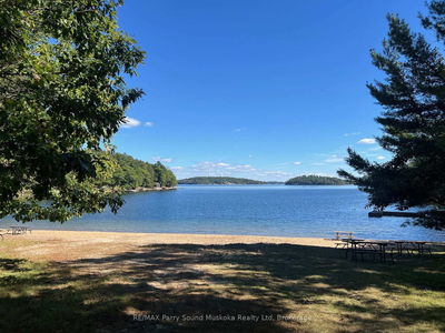13 Rockcliffe Dr, Carling - Carling image-0-4