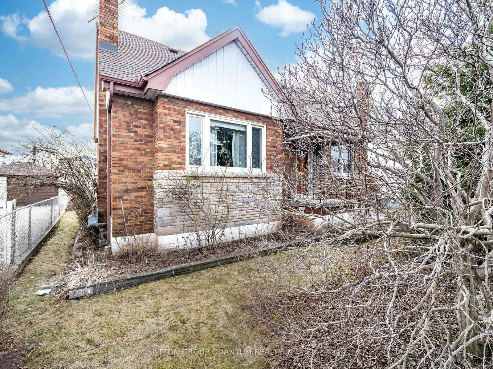 Detached House for sale at 328 Waverly Street, Hamilton, McQuesten, L8H 6P9 - MLS: X12019516