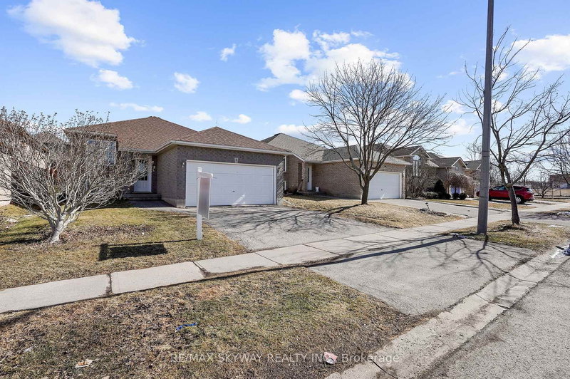 8 Bradley Lane, Brantford, N3T 6R5 | Image 2