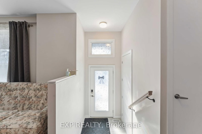 212 Speckled Alder Row, Ottawa, K2J 7G8 | Image 2