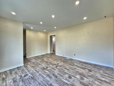 81 Metcalfe Cres, London South - South Y image-0-4