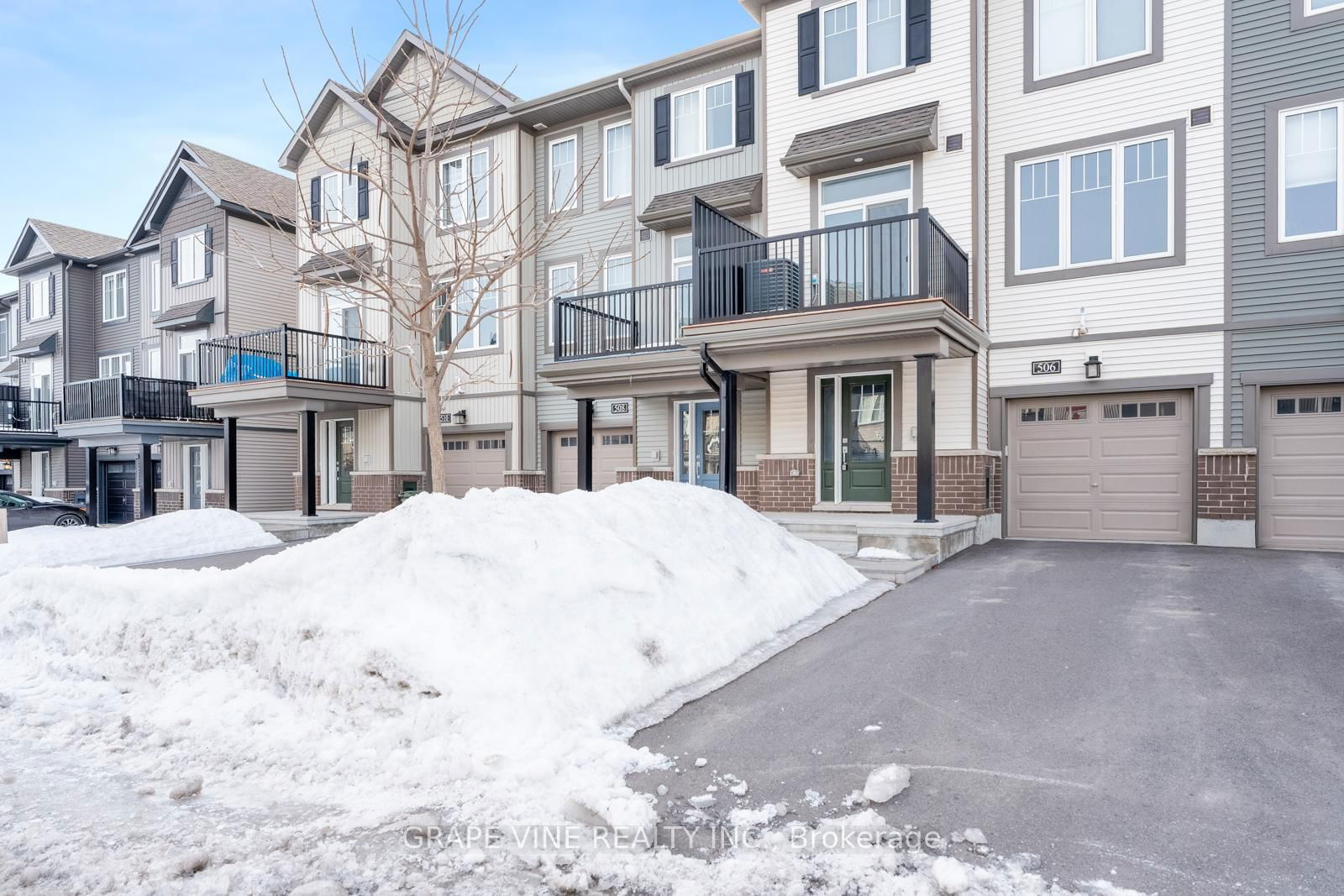 Townhouse for sale at 506 Galmoy Way, Ottawa, Barrhaven - Half Moon Bay, K2J 6T9 - MLS: X12019946