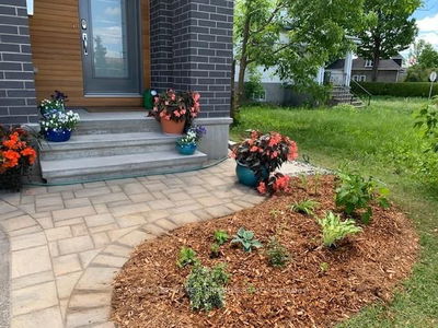 Unit B — 1206 Byron Ave, Ottawa - Woodroffe image-0-2