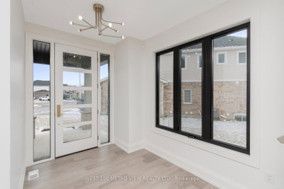 3607 Carolinia Court — photo 5