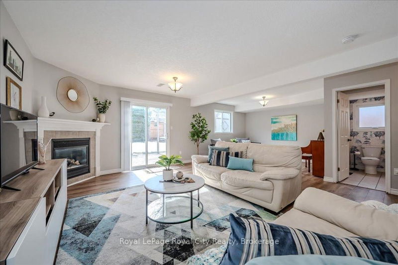 home for sale on 44 Melrose Place