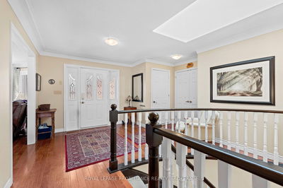 254 Friarhill Cres, Kingston - East Gardiners Rd image-0-2