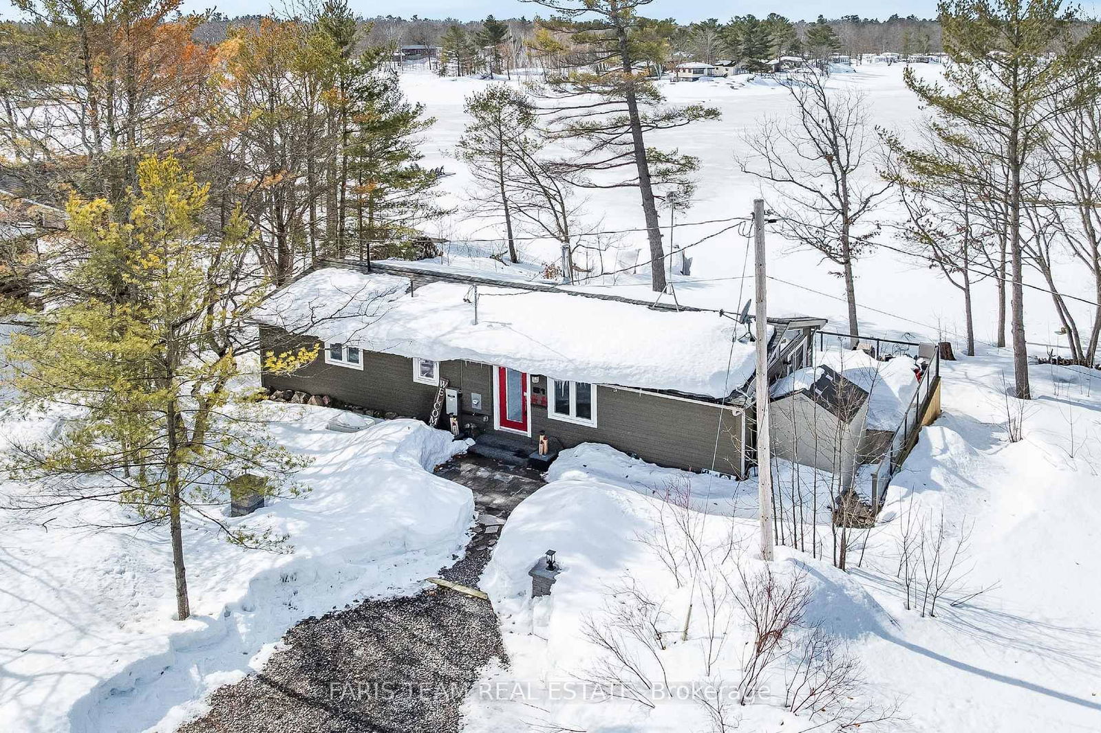 Building at 51 Harmony Road, Georgian Bay, Baxter