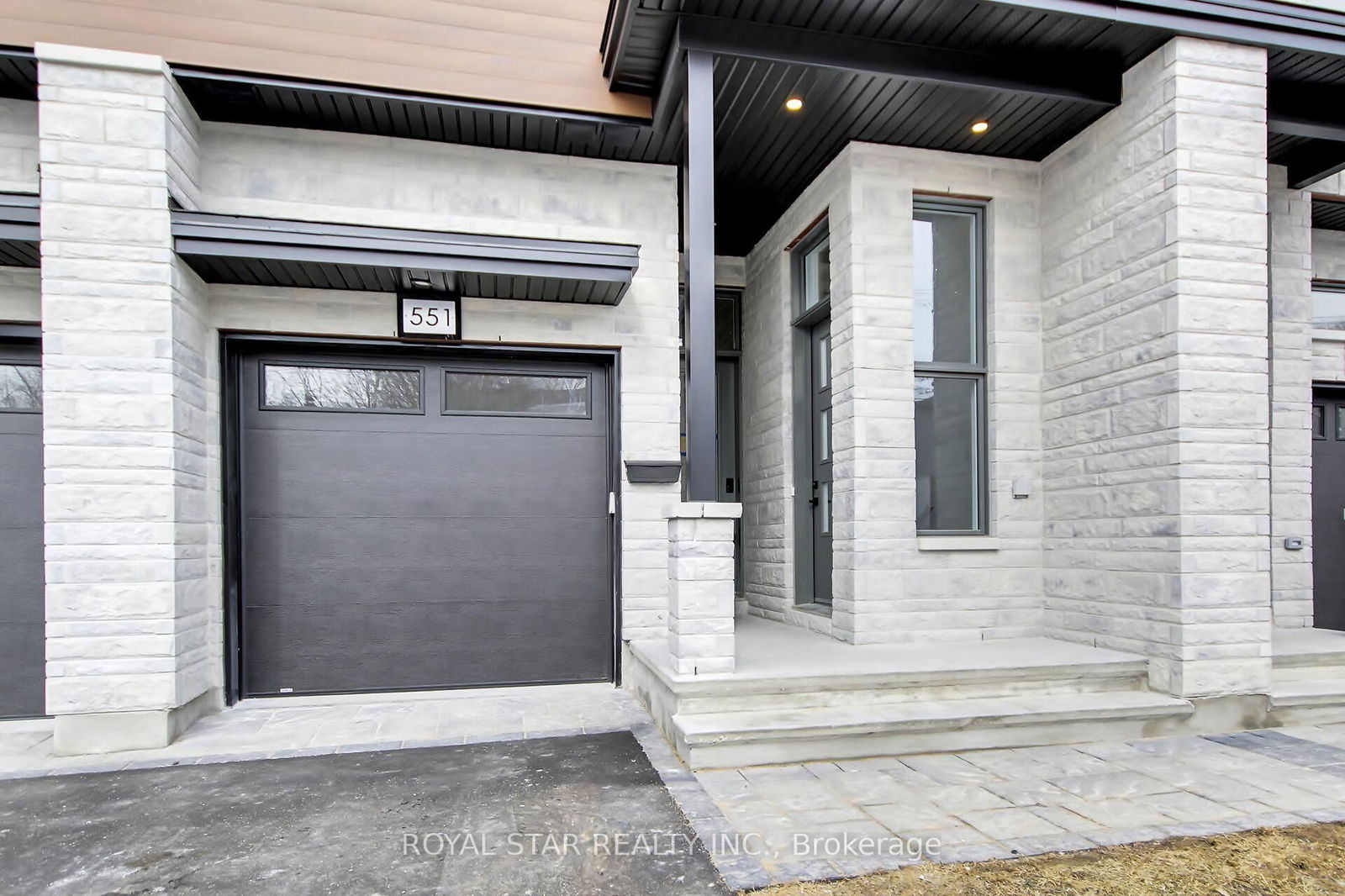 Townhouse for sale at 551 Mutual Street, Ottawa, Overbrook/Castle Heights, K1K 1C5 - MLS: X12021486