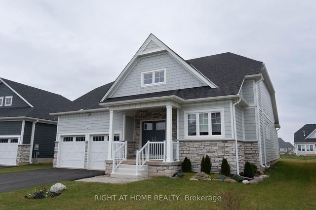 105 Laurens Lane