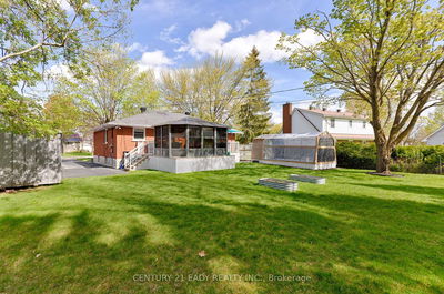 201 Wade Ave, Renfrew - Renfrew image-0-1