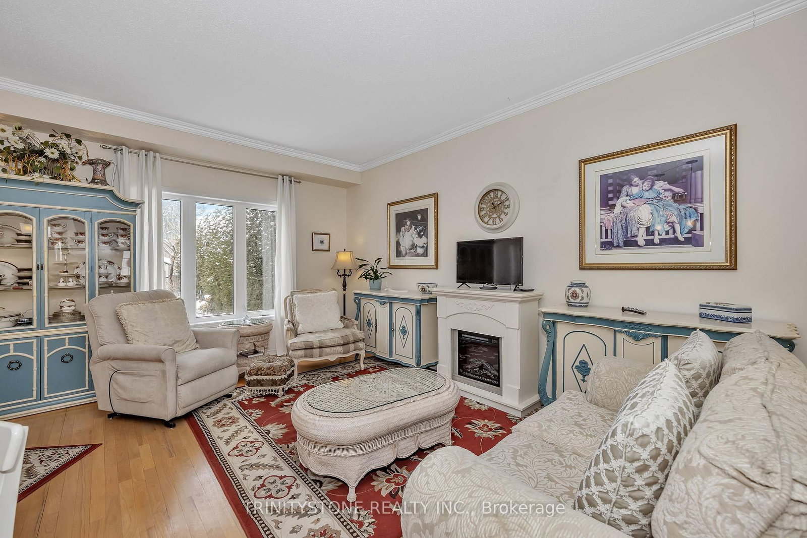 Listing Image 7