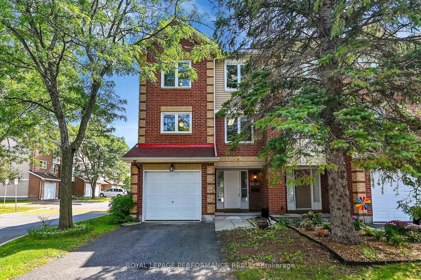 Townhouse for sale at 17-1838 Summerfields Crescent, Ottawa, Chapel Hill, K1C 7B7 - MLS: X12022007