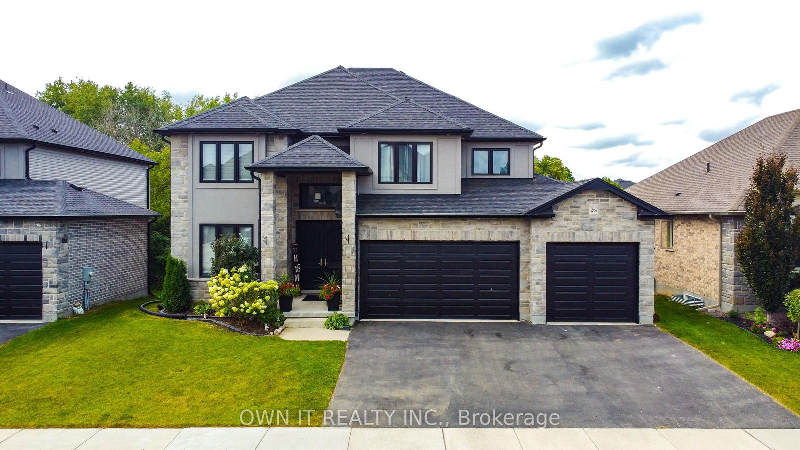 Detached House for sale at 267 Wedgewood Drive, Woodstock, North, N4T 0J1 - MLS: X12022029