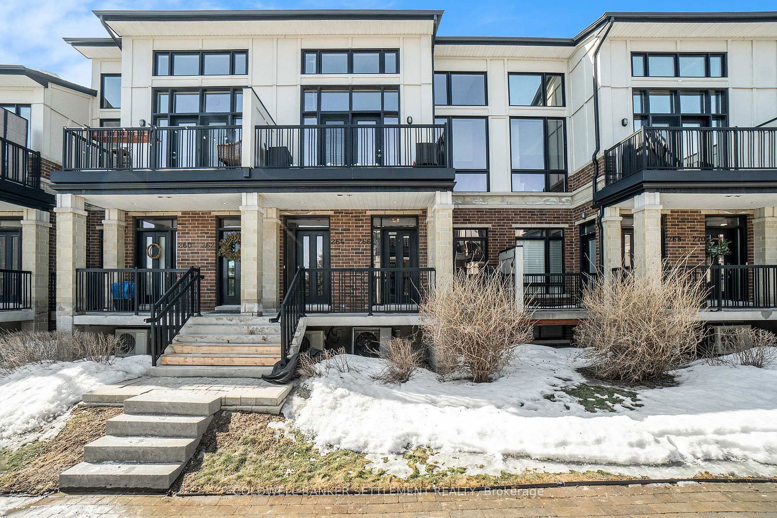 Townhouse for sale at 266 Pembina Private N/A, Blossom Park - Airport and Area, Riverside South/Gloucester Glen, P1P 1R2 - MLS: X12022378