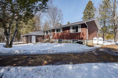 2141 County Rd 6, Yarker -  image-0-2
