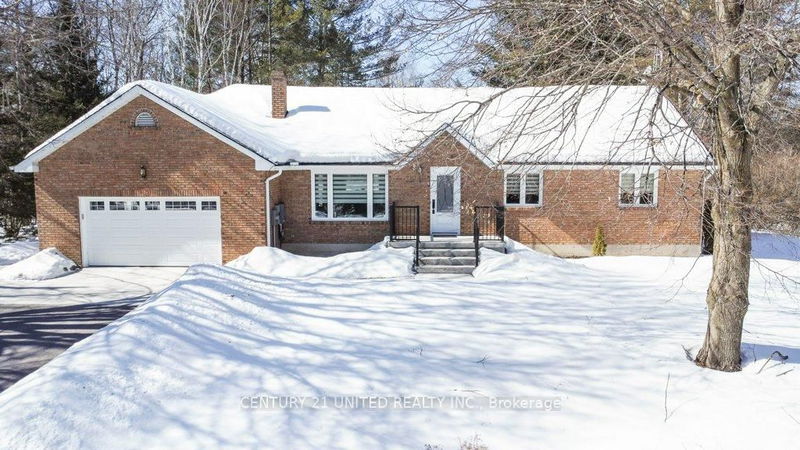 416 Gifford Dr, Selwyn - Selwyn image-0-0