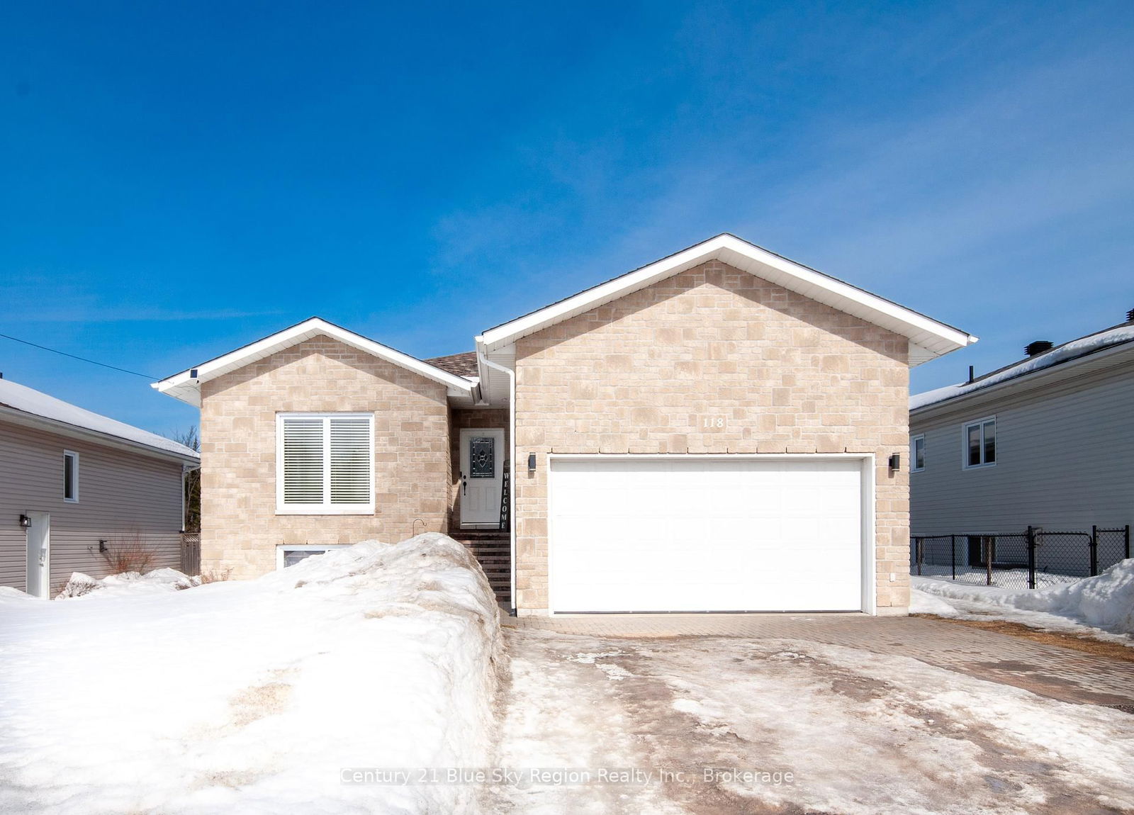 Detached House sold at 118 Carmichael Drive, North Bay, Airport, P1B 8G2 - MLS: X12022680